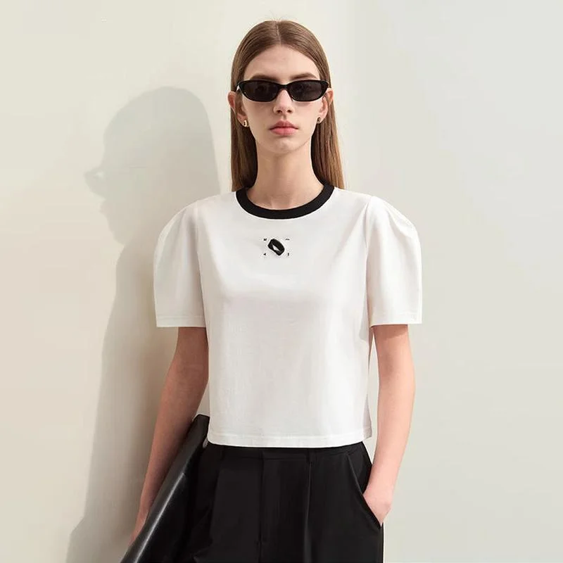 Summer Embroidered O-Neck T-Shirt with Mutton Sleeves